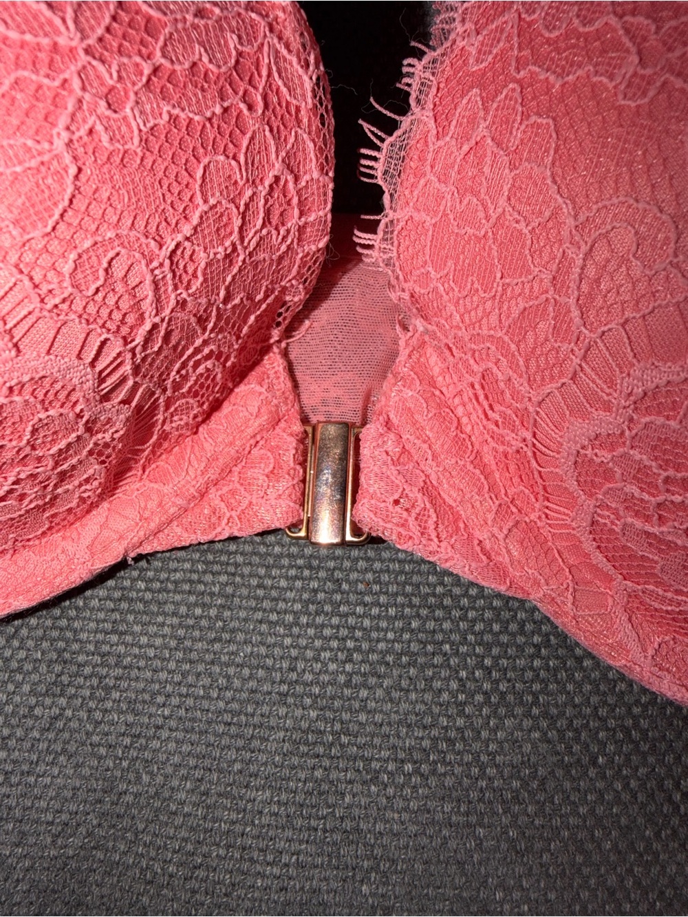 Victoria Secret Lace Racerback Push-Up Bra - Coral Pink. Sz 34D - Picture 3 of 7